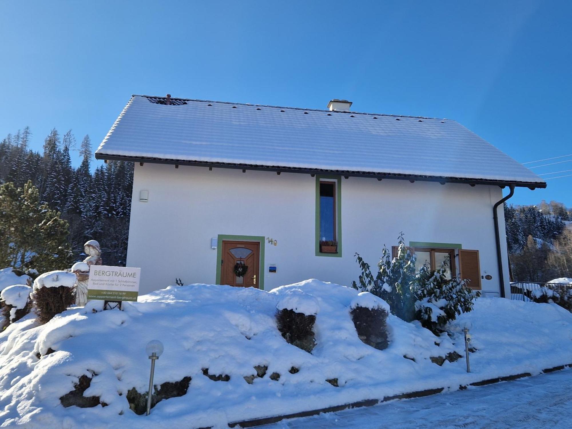 Appartement Bergtraeume Haus im Ennstal Exterior photo